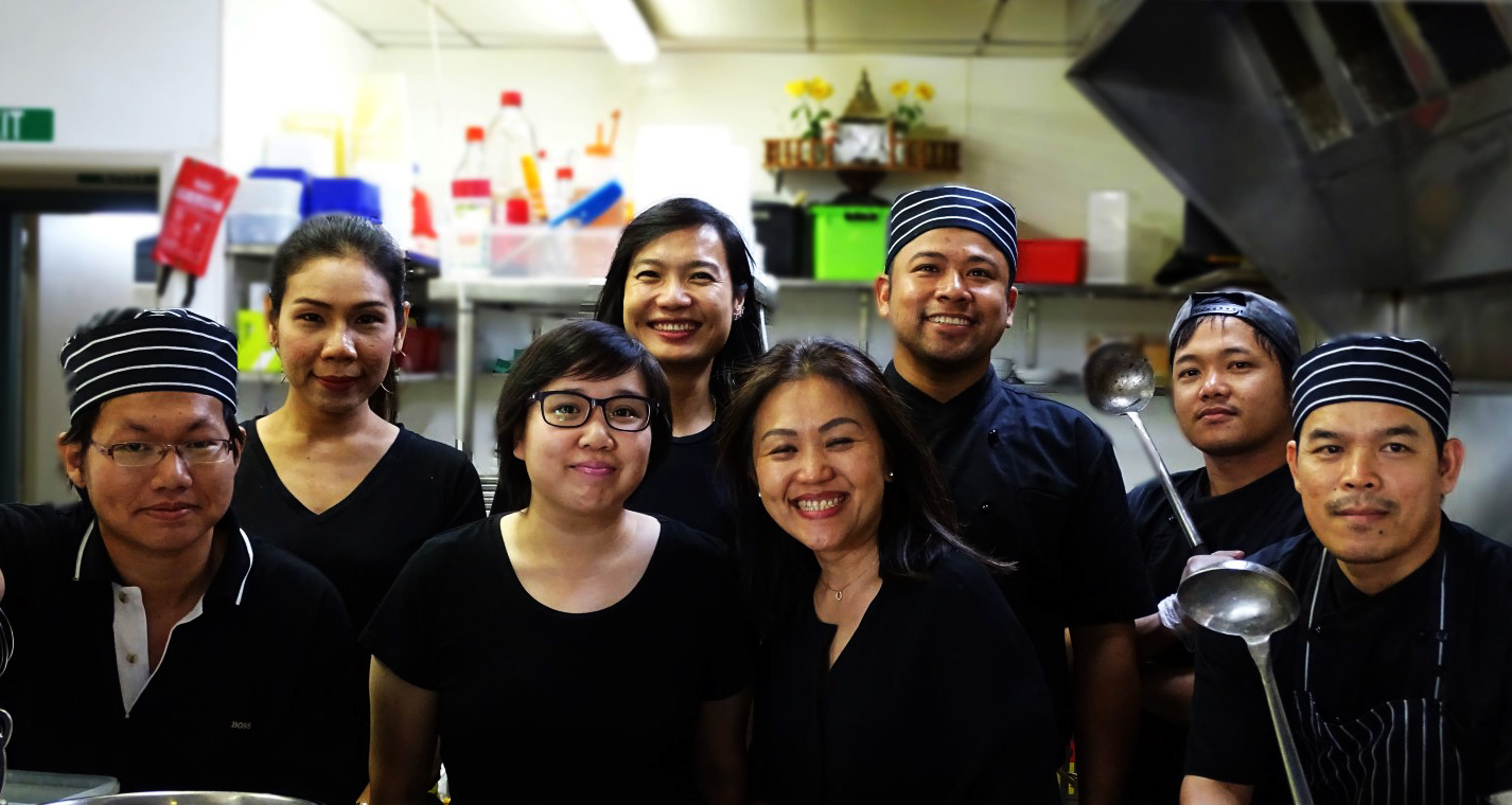 kitchen staff at Khun Pun Thai Restaurant Albany North Shore